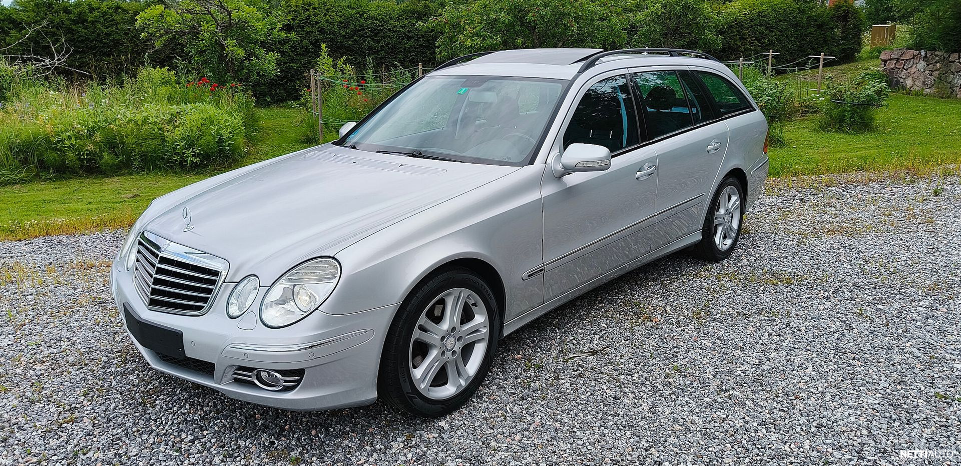 Mercedes-Benz E