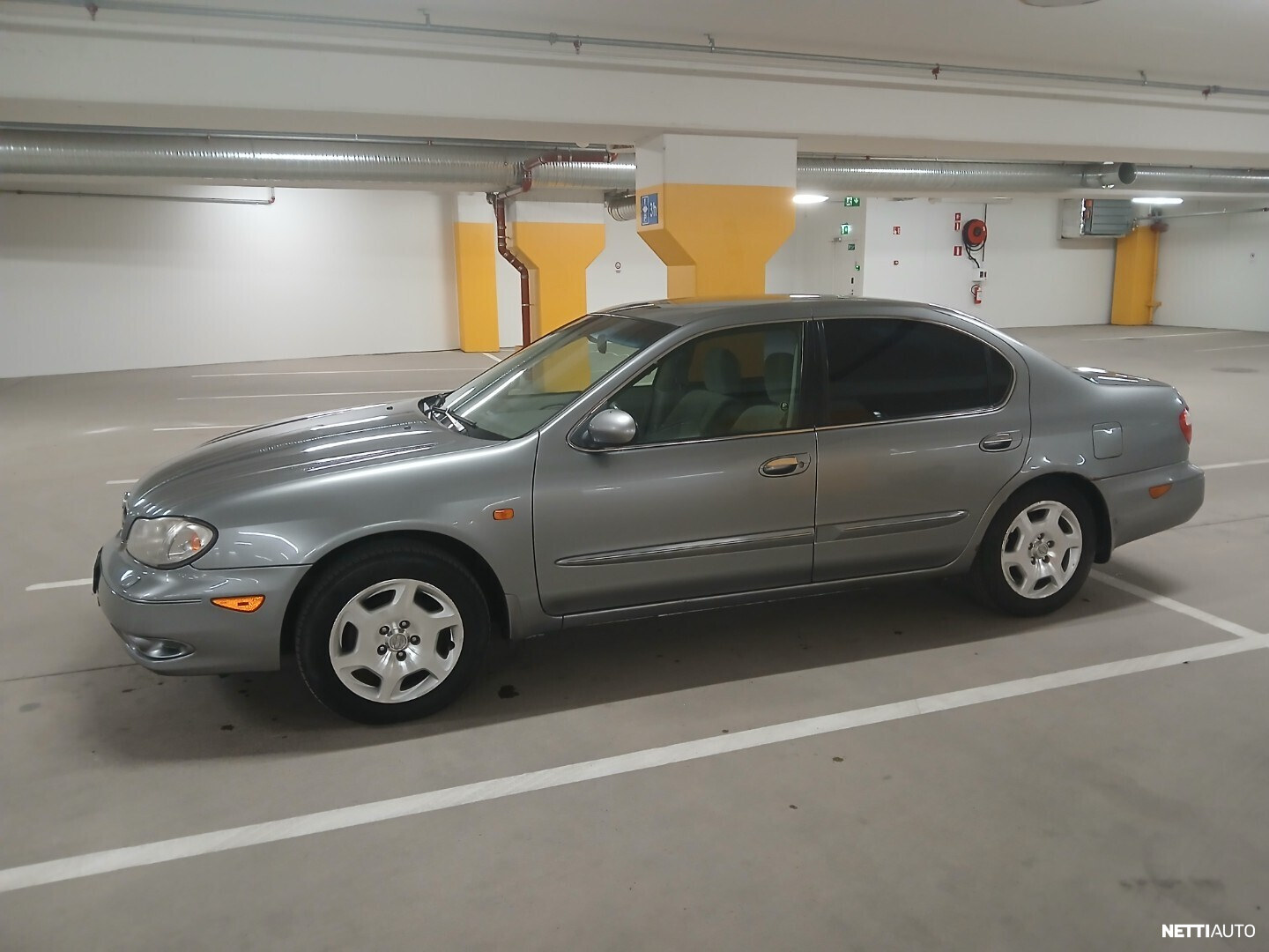 Nissan Maxima