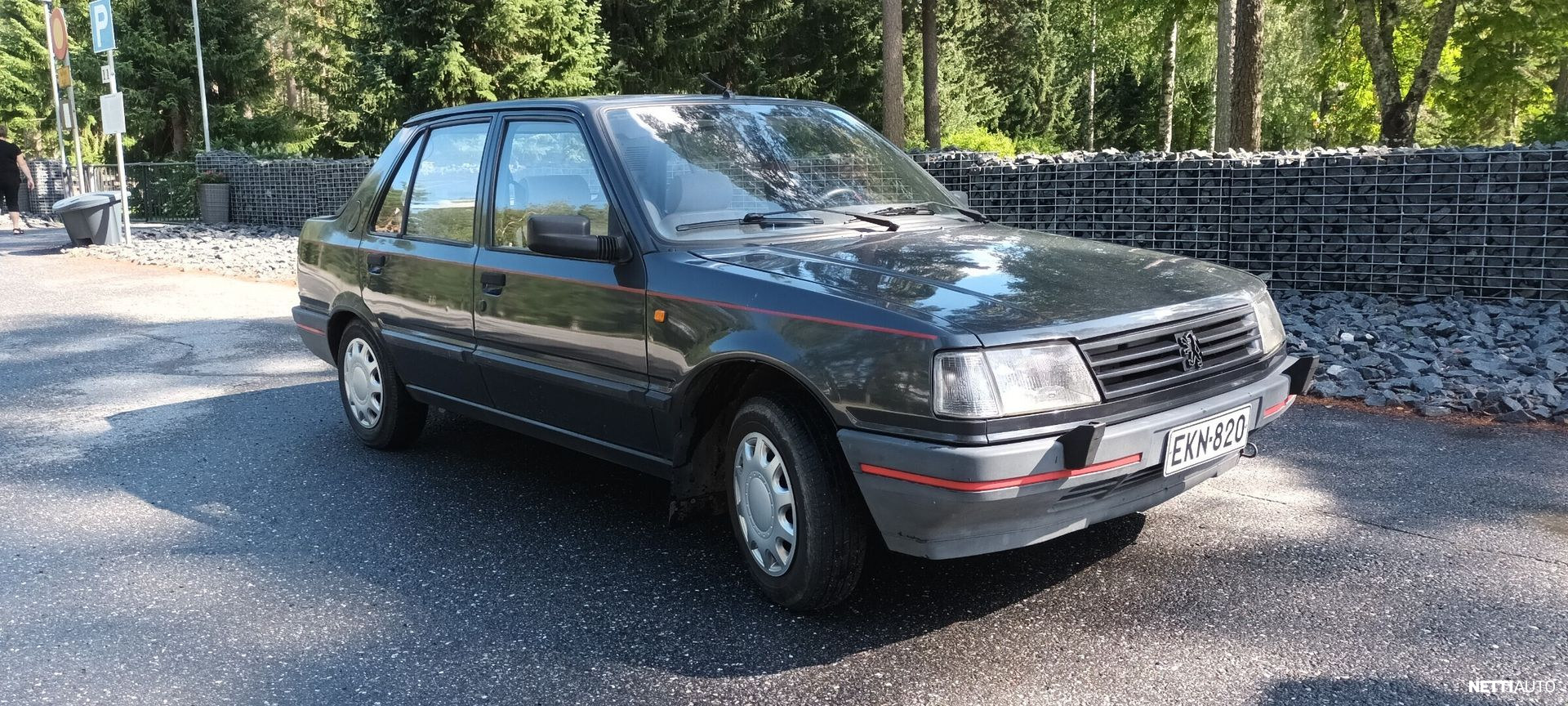 Peugeot 309
