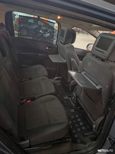 Peugeot 5008 Family HDI 112 FAP 7p. 2011, photo 7/22