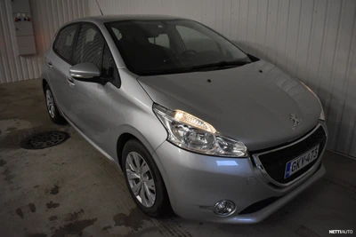 Peugeot 208 2014, kuva 1/19