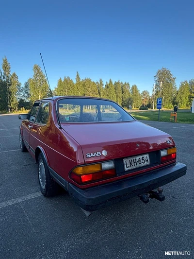 Saab 900 1988, kuva 3/13