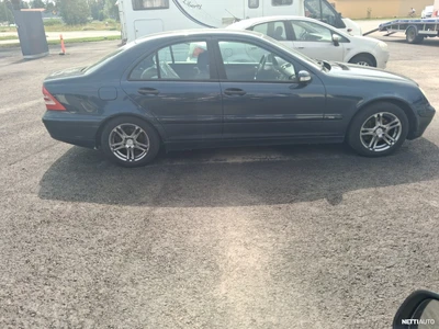 Mercedes-Benz C 220 2003, photo 5/13