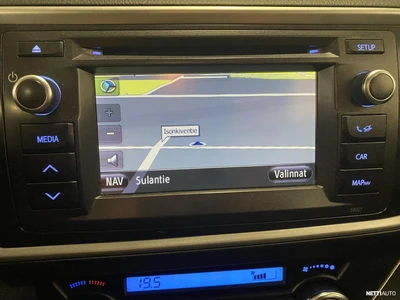 Toyota Auris 2014, kuva 7/21
