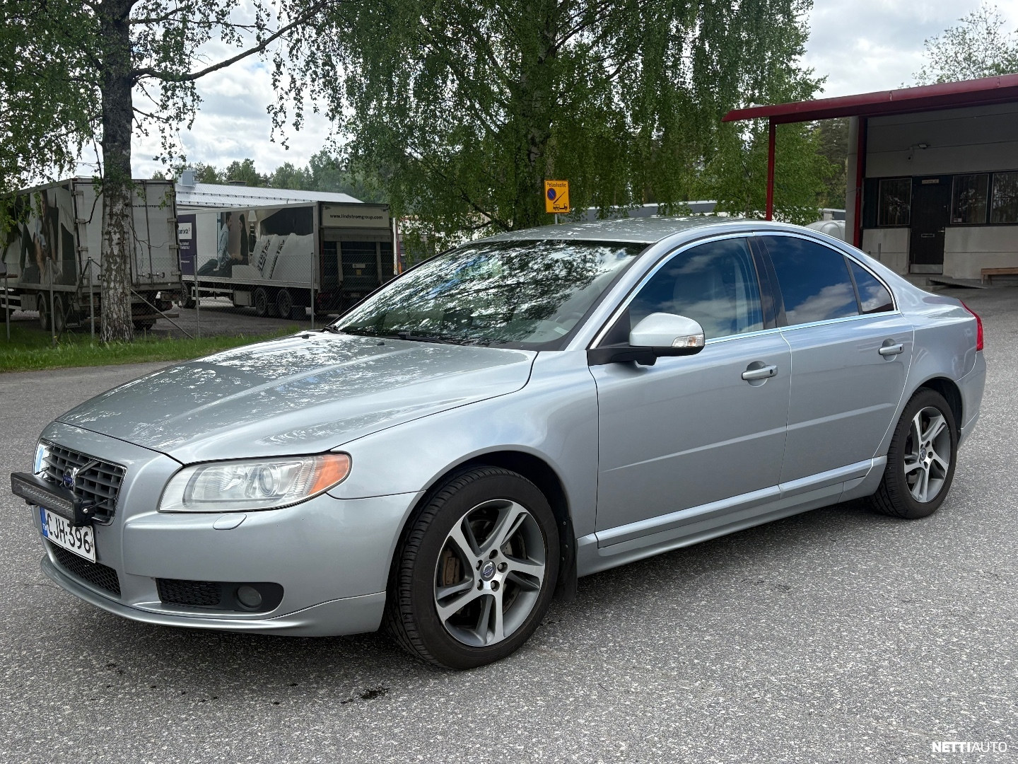 Volvo S80