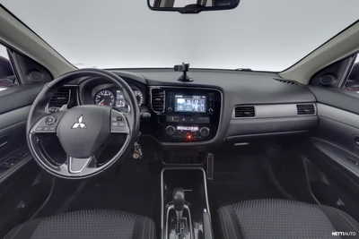 Mitsubishi Outlander 2018, kuva 7/34