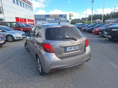 Toyota Yaris 1,33 Dual VVT-i Active 5ov 2015, kuva 3/8
