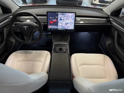 Tesla Model 3 2020, kuva 7/15