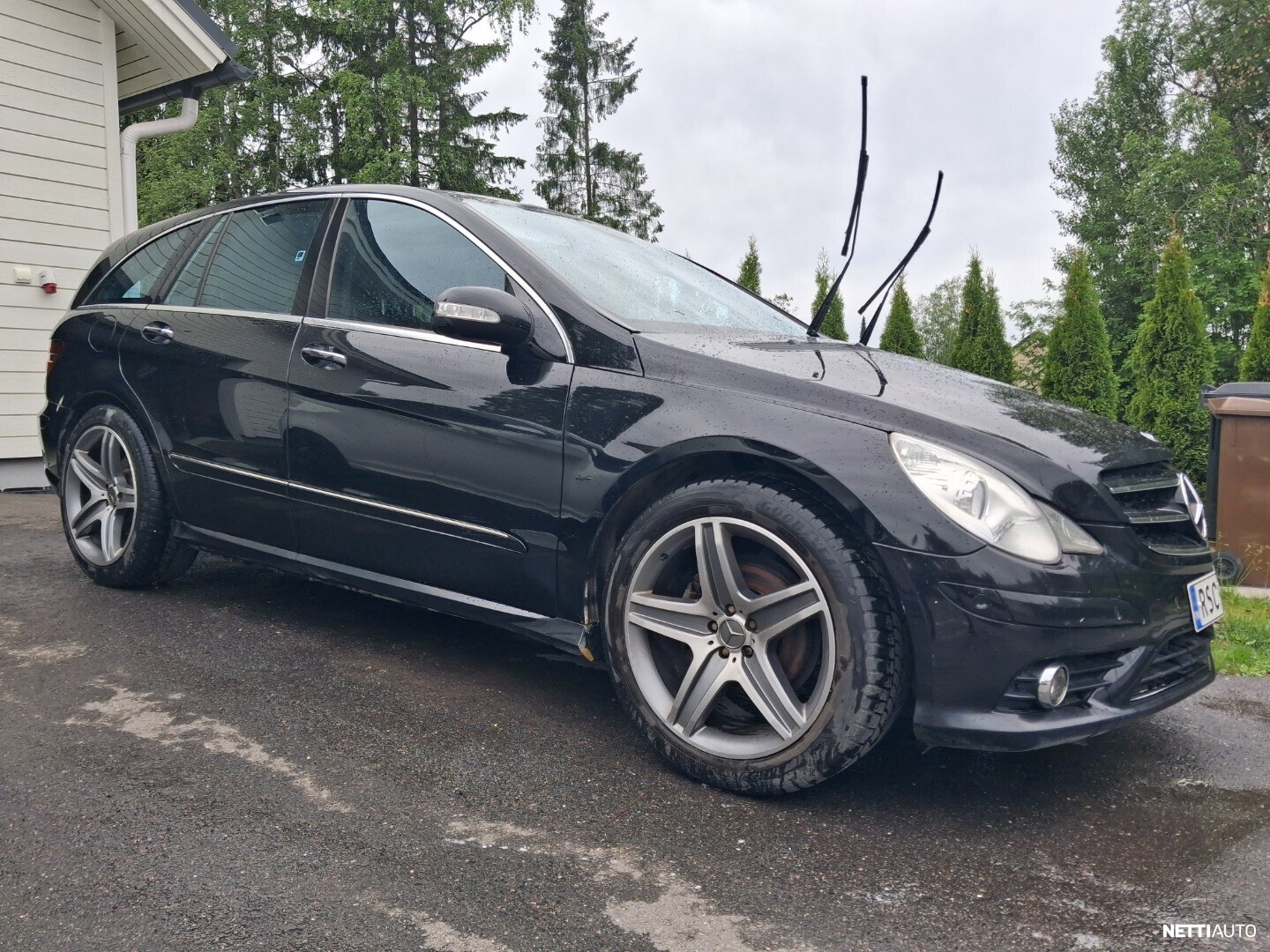 Mercedes-Benz R