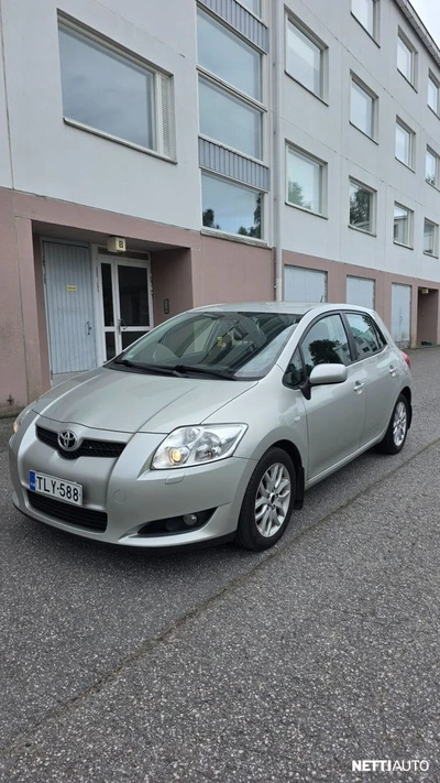 Toyota Auris 1,4 D-4D Linea Sol 5ov 2007, photo 1/12