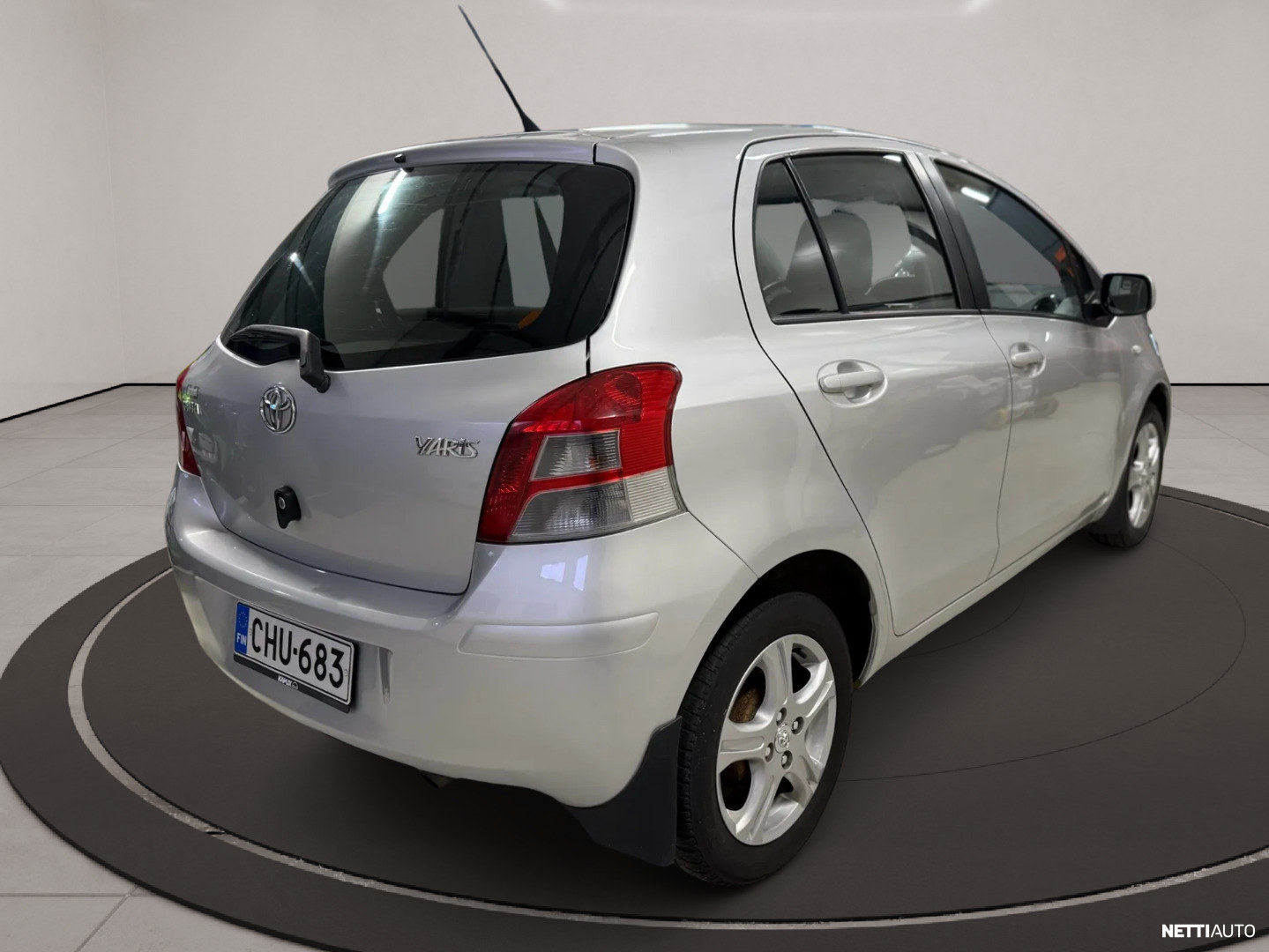 Toyota Yaris 2010, photo 5/16