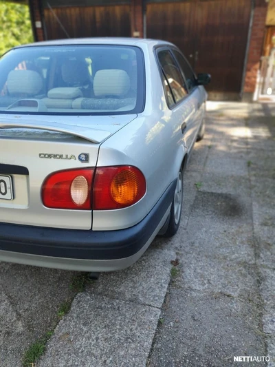 Toyota Corolla E11 1998, kuva 5/9