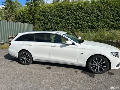 Mercedes-Benz E 300 de 2020, kuva 2/25