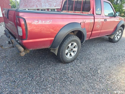 Nissan King Cab 2003, photo 4/12