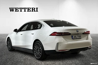 BMW i5 G60 xDrive40 2024, kuva 7/34