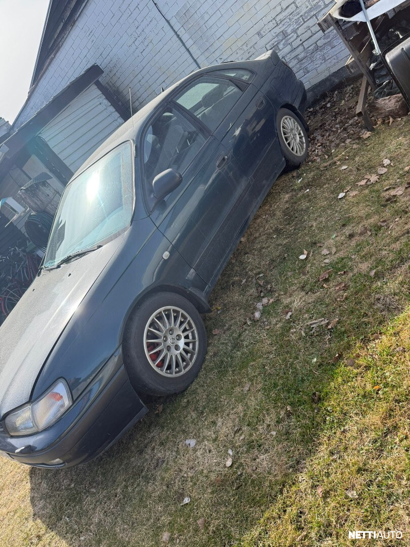 Toyota Carina E