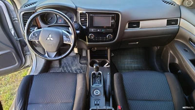 Mitsubishi Outlander 2013, kuva 4/11