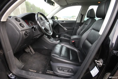 Volkswagen Tiguan 2009, photo 5/10