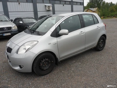 Toyota Yaris 2009, kuva 1/12