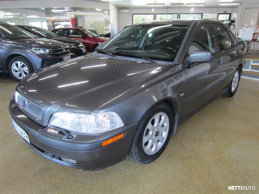 Volvo S40