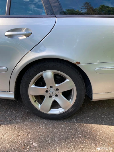 Mercedes-Benz E 2004, kuva 6/11