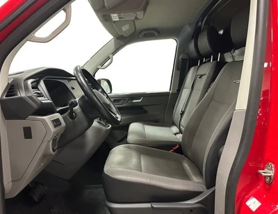 Volkswagen Transporter 2022, kuva 3/4