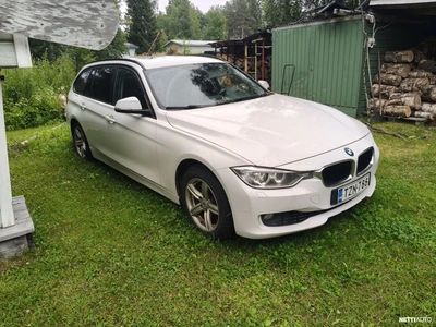 BMW 320 2015, photo 3/15