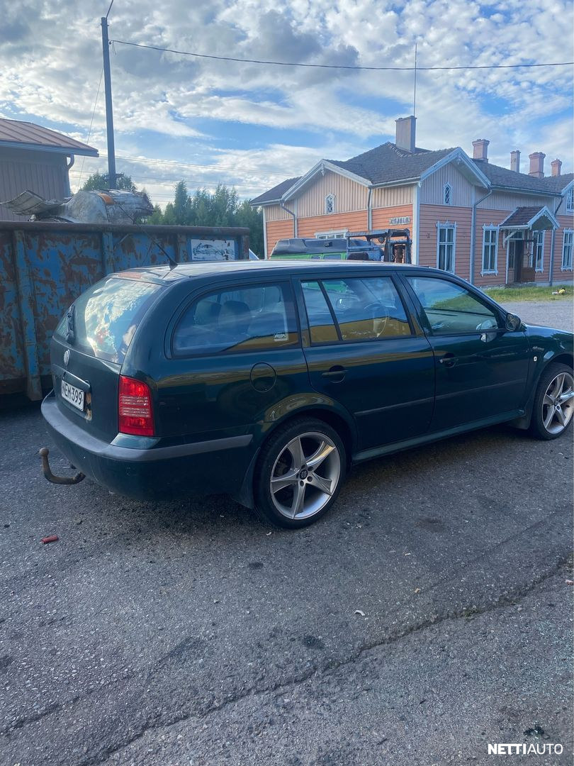 Skoda Octavia 2001, kuva 4/5