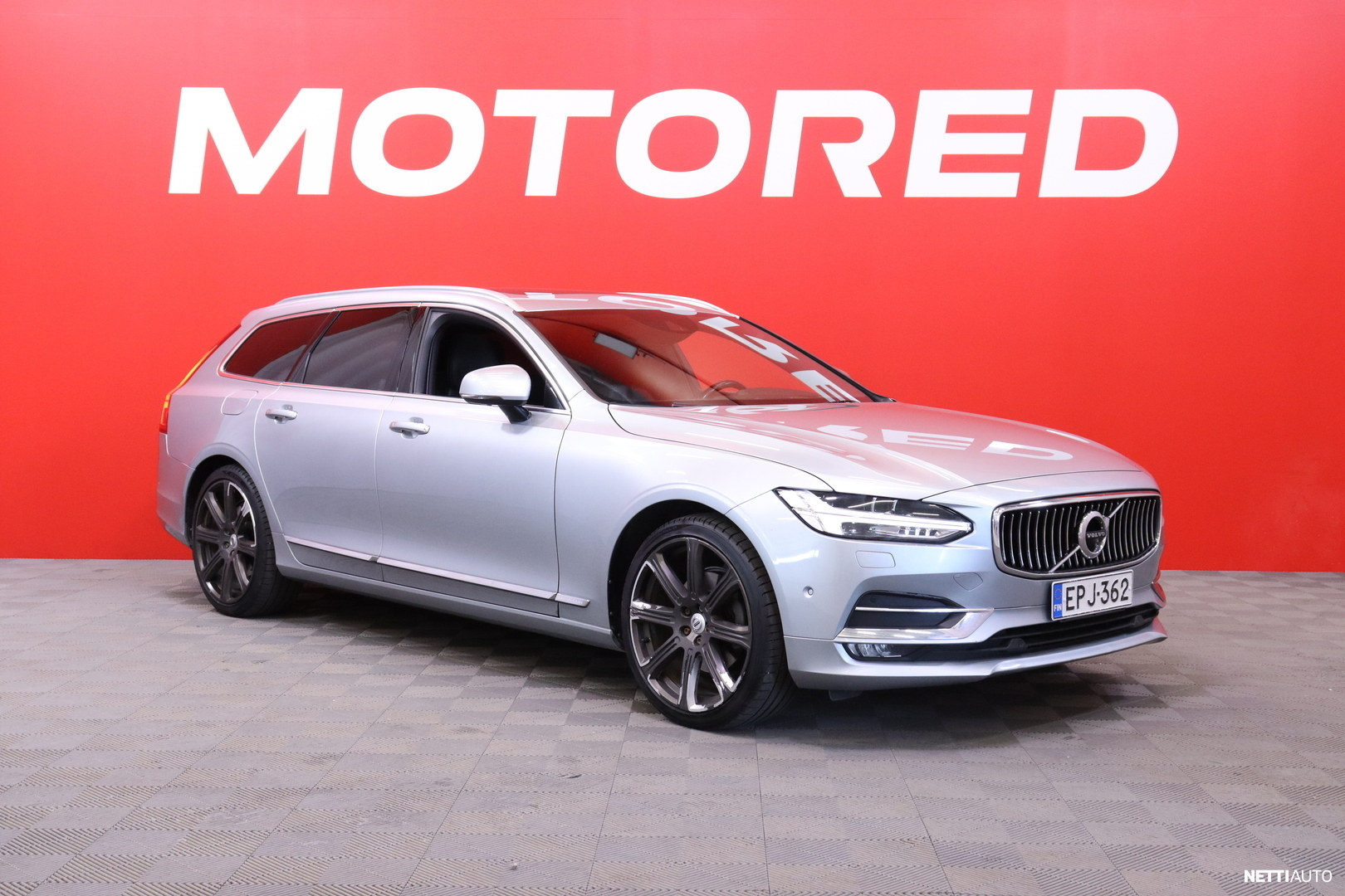 Volvo V90
