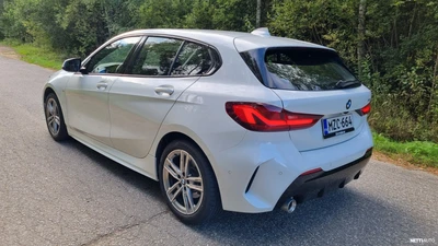 BMW 118 2021, kuva 2/10
