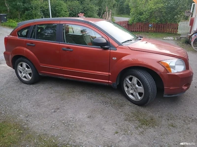 Dodge Caliber 2006, kuva 2/9