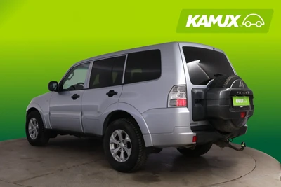 Mitsubishi Pajero 3,2 Di-D Instyle Navi 2011, photo 5/22