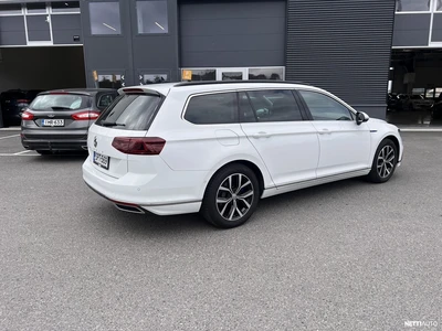 Volkswagen Passat 2020, photo 3/5