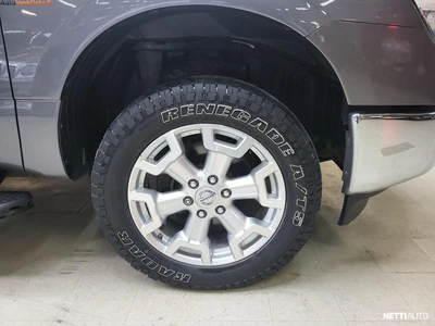Nissan Titan XD SL 5.0 V8 Cummins 2016, photo 7/16