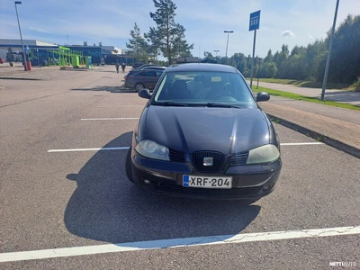 Seat Ibiza 1,4/16V Stella 5d 2003, photo 2/8