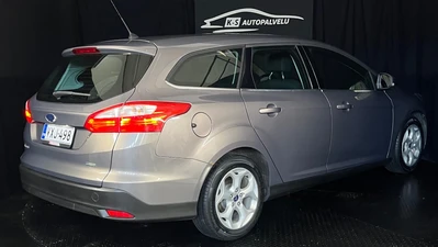 Ford Focus 2012, kuva 3/7