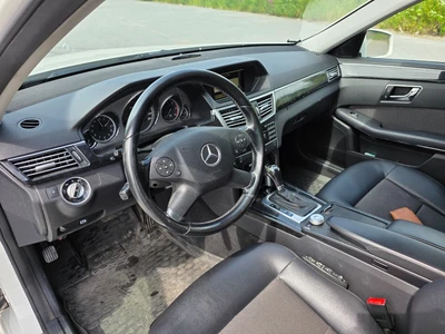Mercedes-Benz E 2011, kuva 7/10