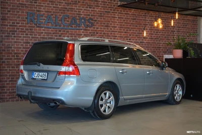 Volvo V70 D4 Classic aut 2015, kuva 2/25