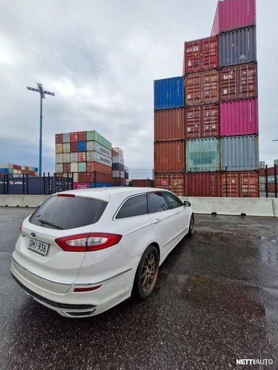 Ford Mondeo 2,0 TDCi 180hv Vignale 2016, kuva 6/12