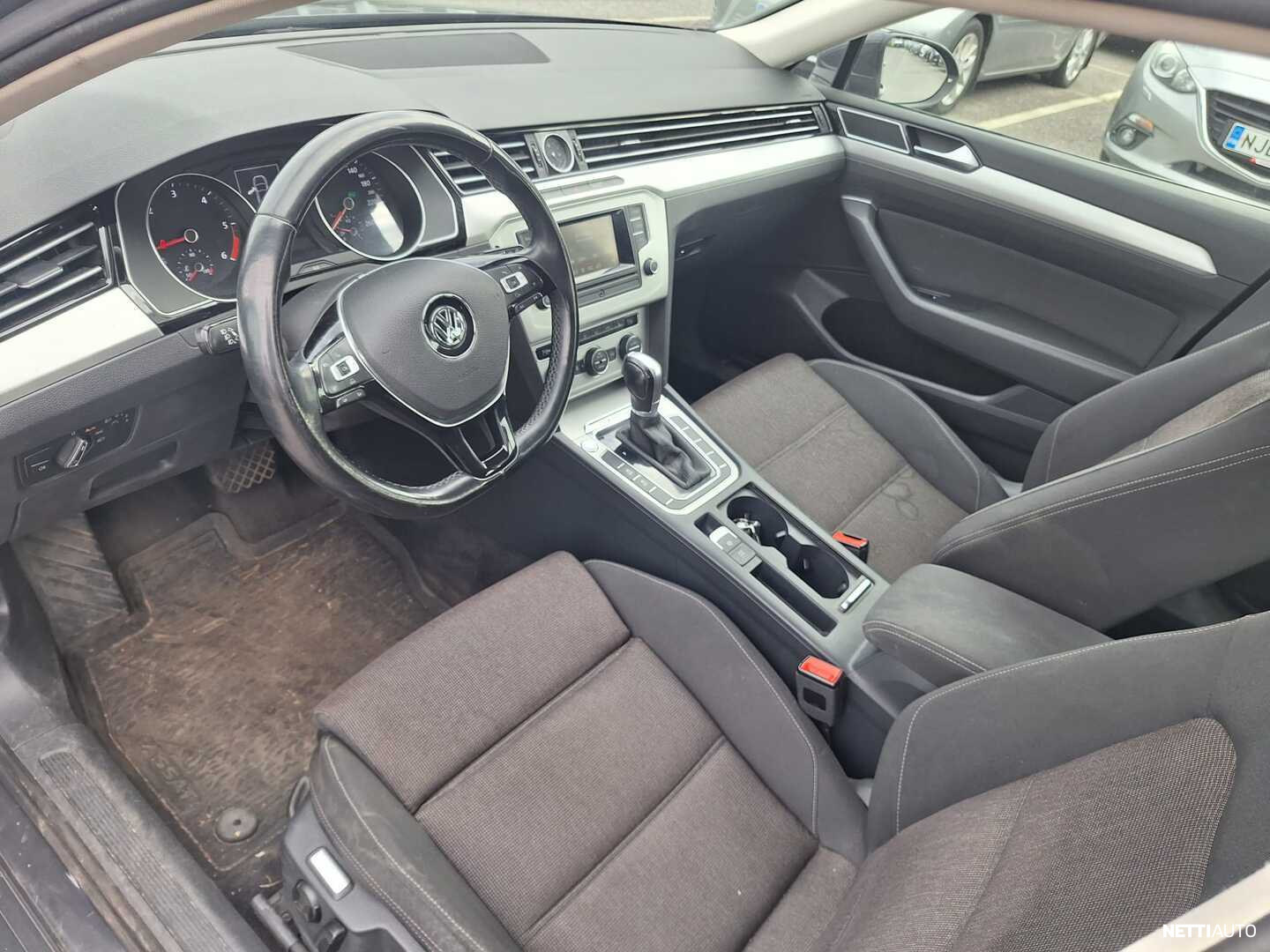 Volkswagen Passat 2015, photo 4/5