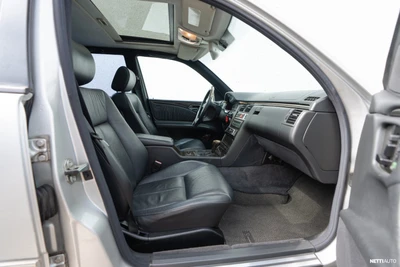 Mercedes-Benz E 320 1997, photo 7/19