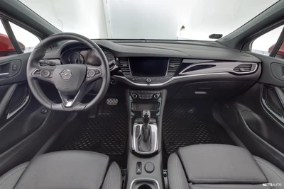 Opel Astra 2020, kuva 7/22