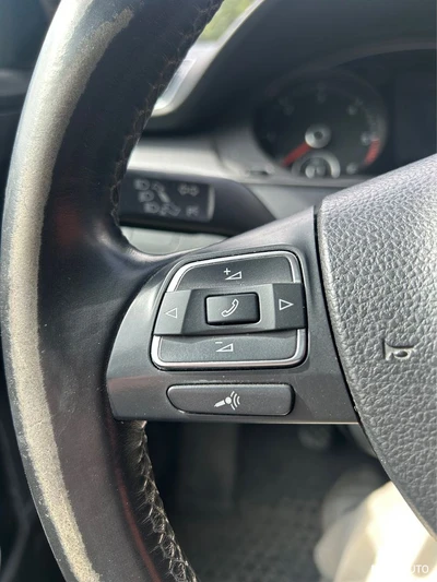 Volkswagen Passat 2011, kuva 7/10