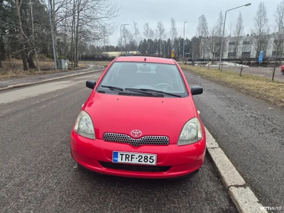 Toyota Yaris 2003, photo 3/18