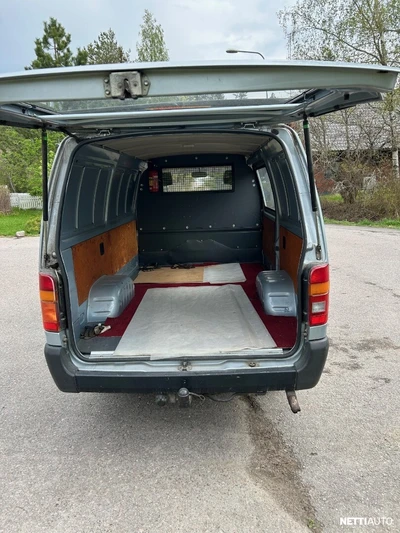 Toyota Hiace LH112L Van 2,4D 1990, photo 7/7