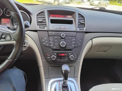 Opel Insignia 2009, kuva 7/10