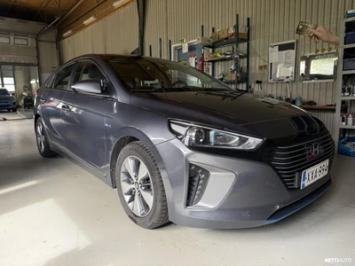 Hyundai Ioniq Plug-In DCT Style 2017, kuva 1/2