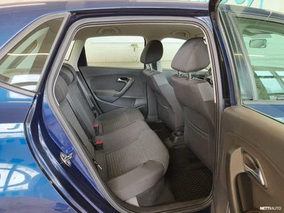 Volkswagen Polo 2010, kuva 6/7