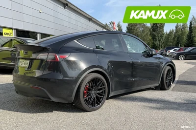 Tesla Model Y Performance 2022, photo 4/7