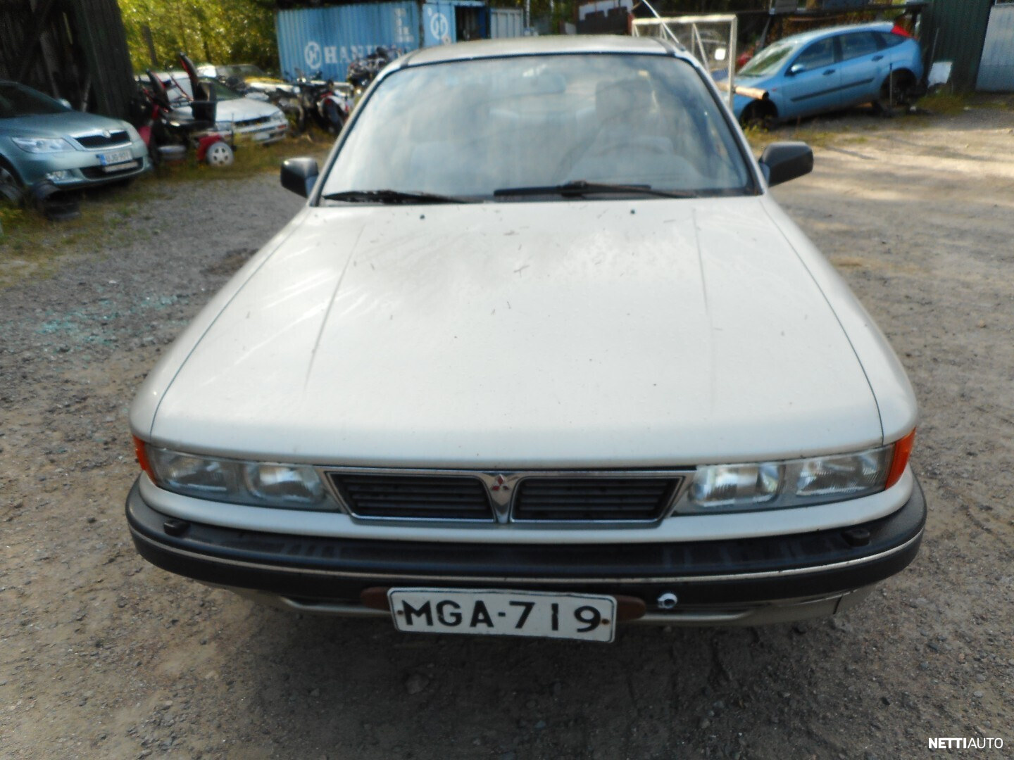 Mitsubishi Galant